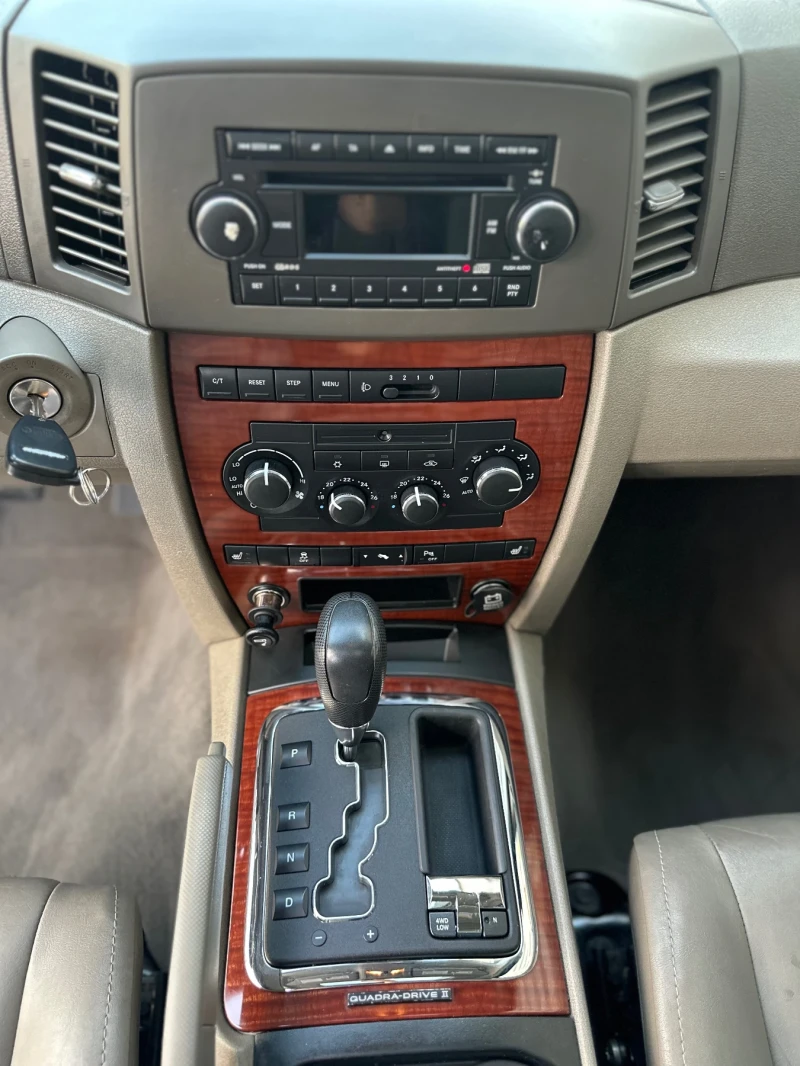 Jeep Grand cherokee 3000Crd(237000 км), снимка 11 - Автомобили и джипове - 51898803