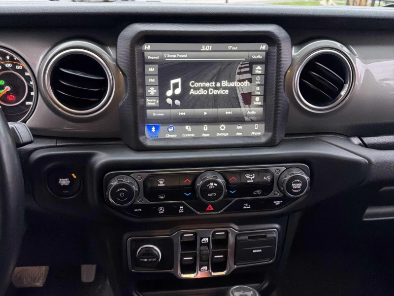 Jeep Wrangler CARFAX* АВТОФИНАНСИРАНЕ* БЕЗ ПЪРВОНАЧАЛНА ВНОСКА* , снимка 9 - Автомобили и джипове - 52852351