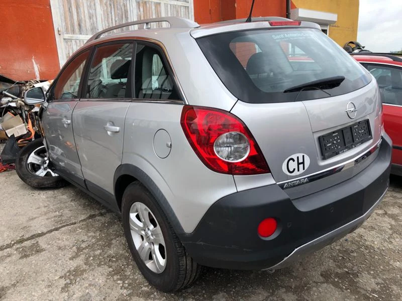 Opel Antara 2.0 diesel, снимка 3 - Автомобили и джипове - 25398955