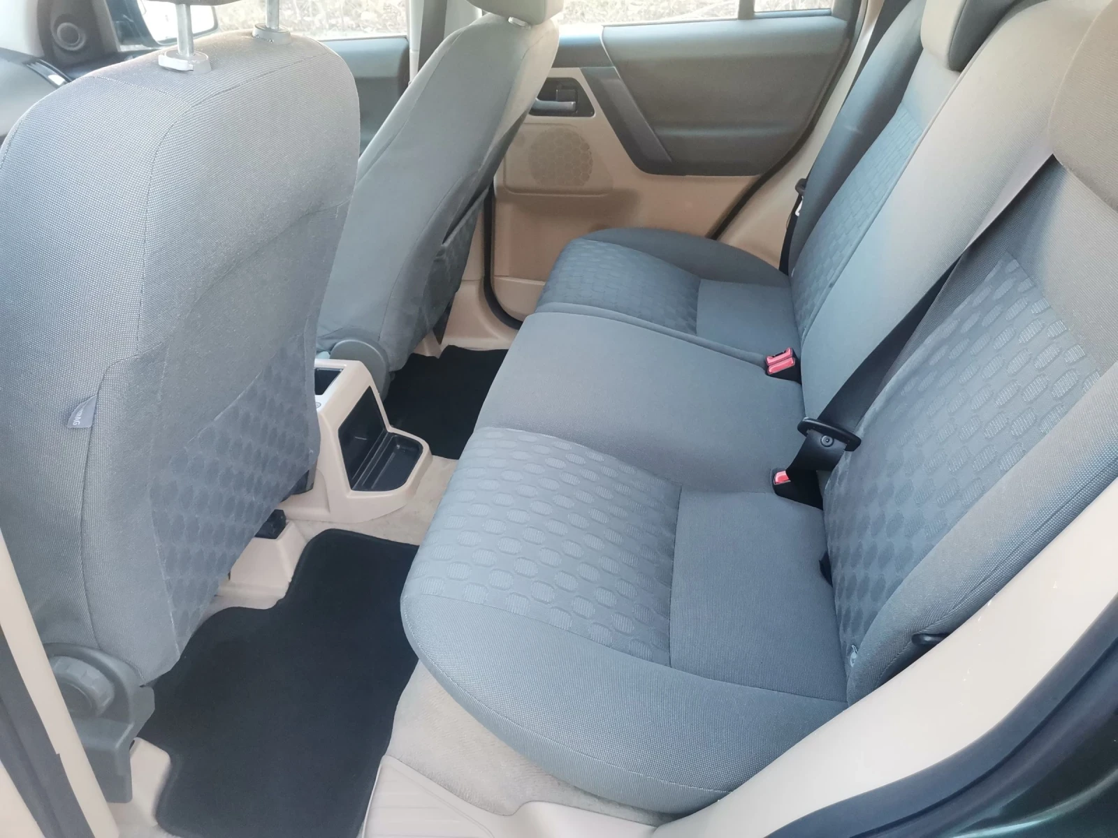 Land Rover Freelander 2.2d   | Mobile.bg   12