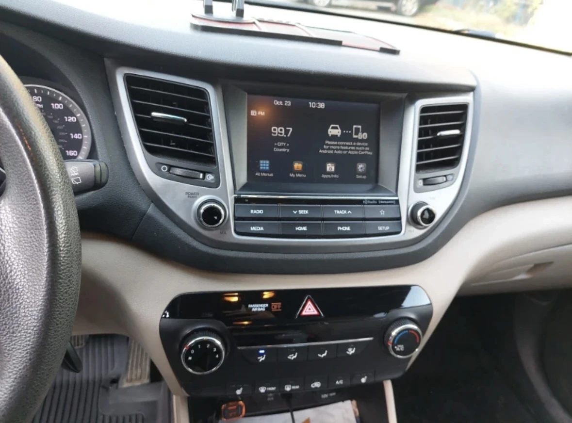 Hyundai Tucson Hyundai Tucson 2, 0i ГАЗОВ ИНЖЕКЦИОН - изображение 10