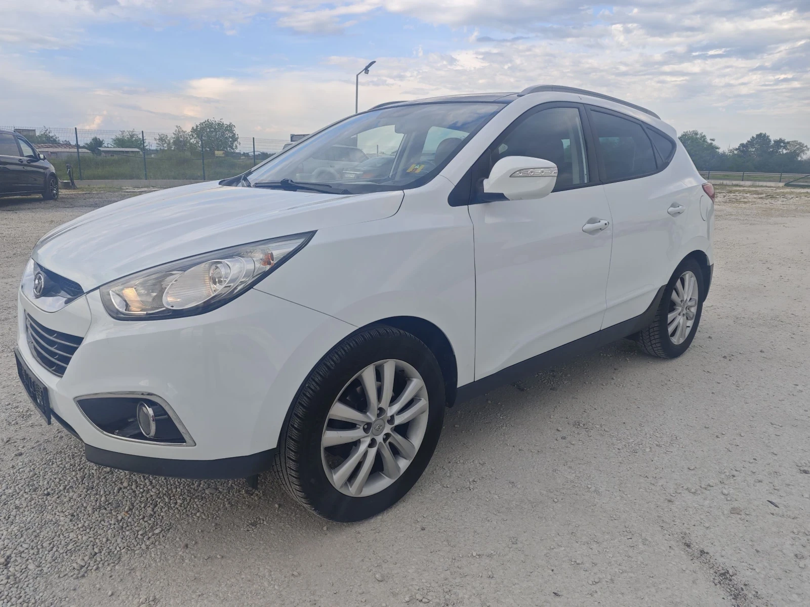 Hyundai IX35 2.0  NAVI Automat CATCHER - изображение 5