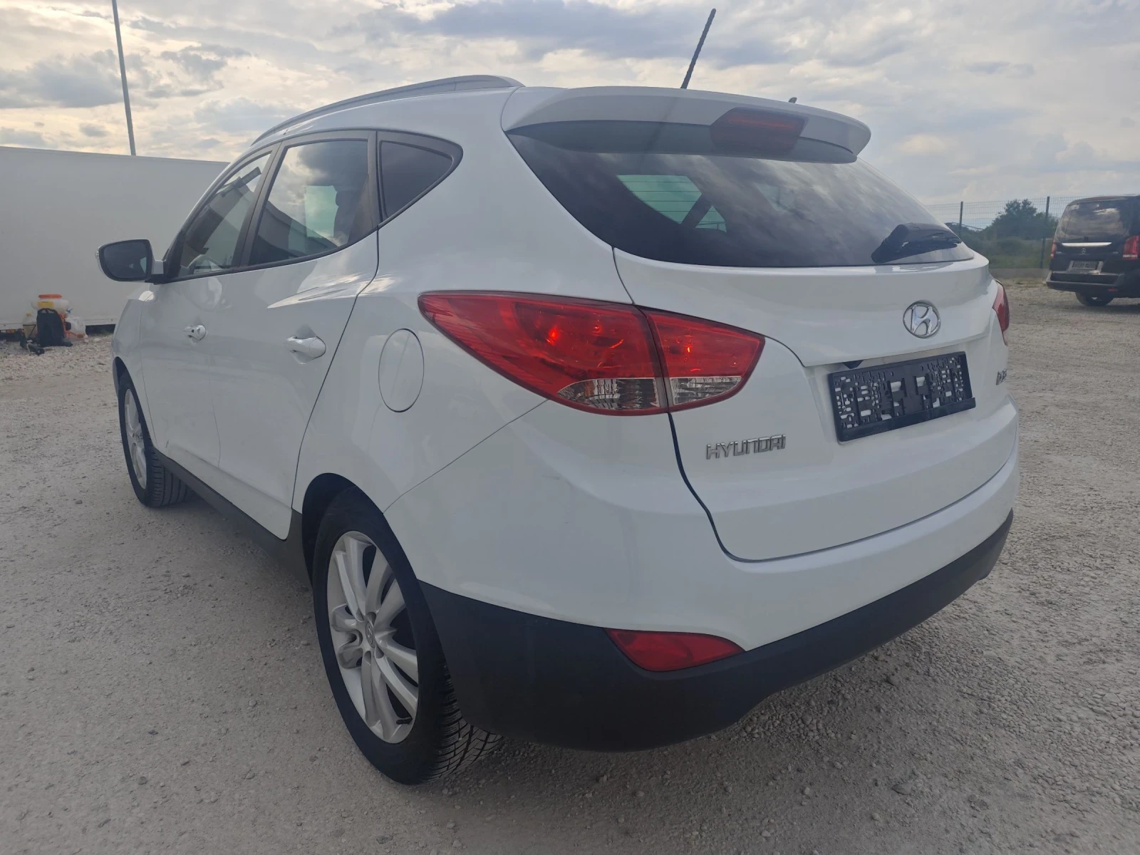 Hyundai IX35 2.0  NAVI Automat CATCHER - изображение 8