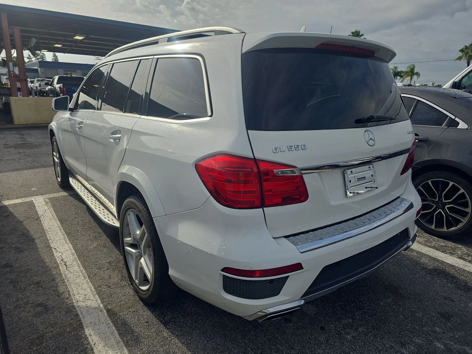 Mercedes-Benz GL 500 AMG* PACK* ОБДУХВАНЕ* ПОДГРЕВ* МАСАЖ* КАМЕРА* КЕЙЛ - изображение 4