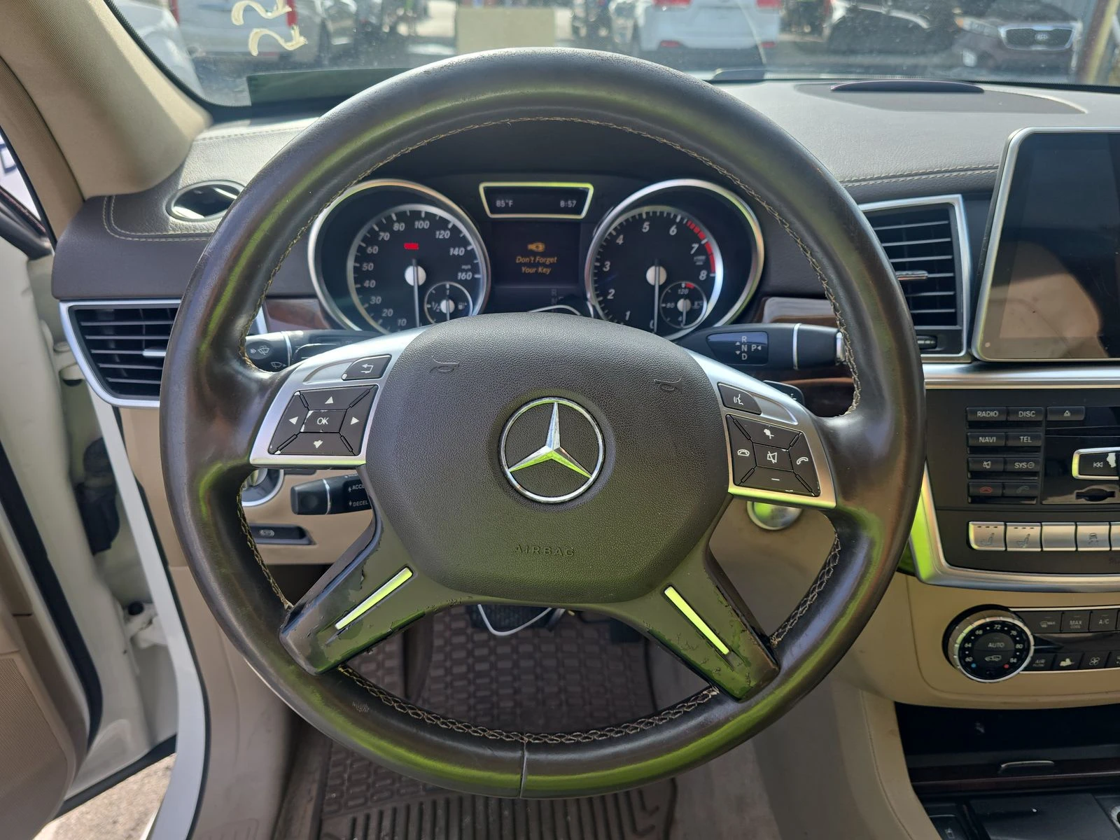 Mercedes-Benz GL 500 AMG* PACK* ОБДУХВАНЕ* ПОДГРЕВ* МАСАЖ* КАМЕРА* КЕЙЛ - изображение 9