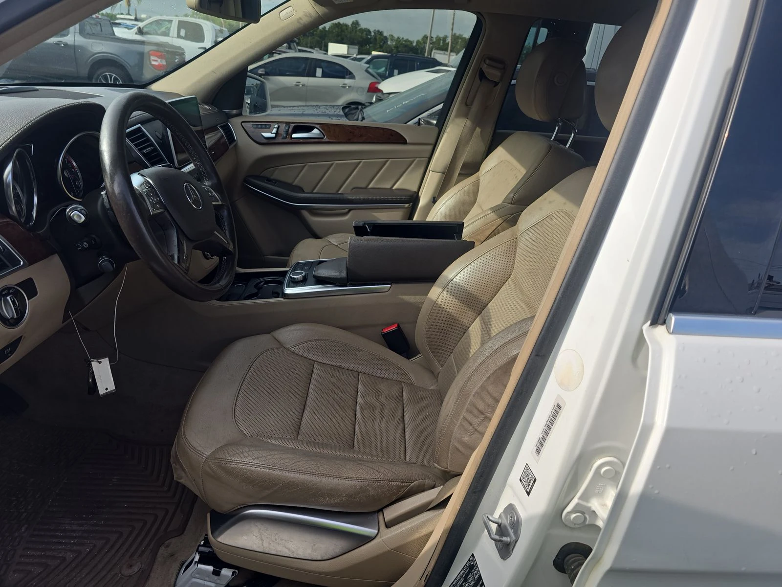 Mercedes-Benz GL 500 AMG* PACK* ОБДУХВАНЕ* ПОДГРЕВ* МАСАЖ* КАМЕРА* КЕЙЛ - изображение 10