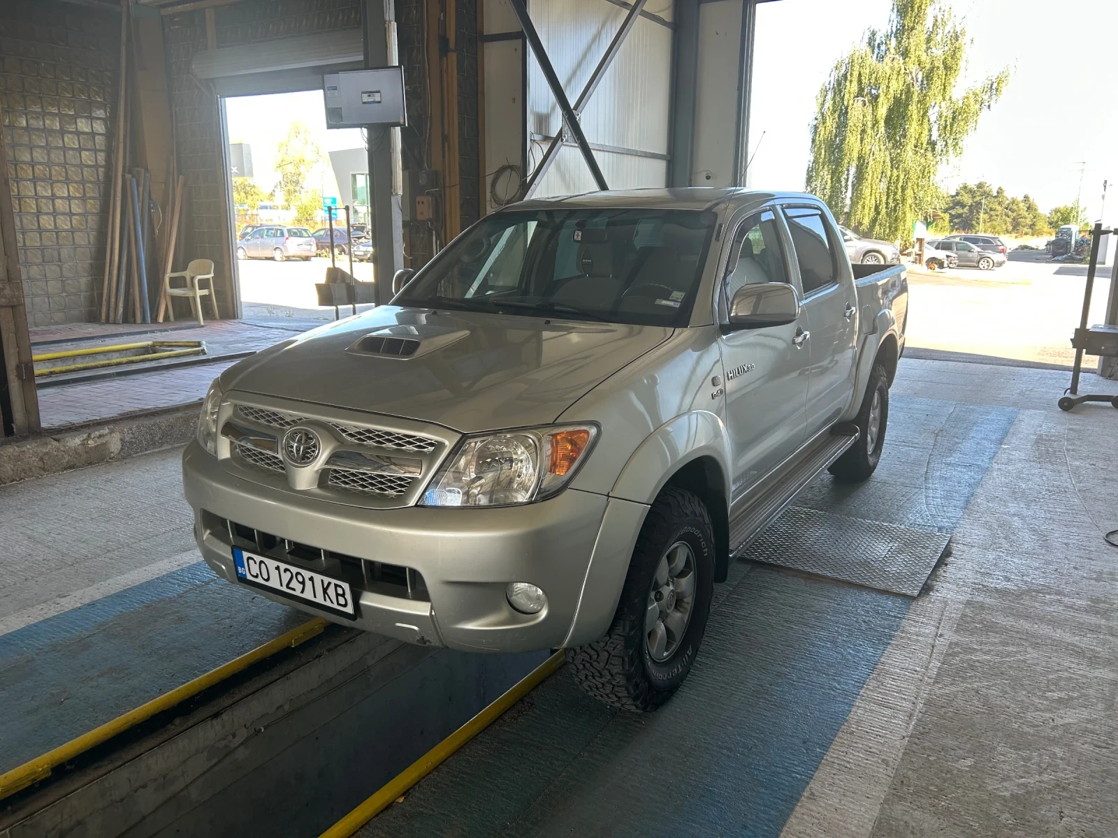 Toyota Hilux 3.0 d4d - изображение 3