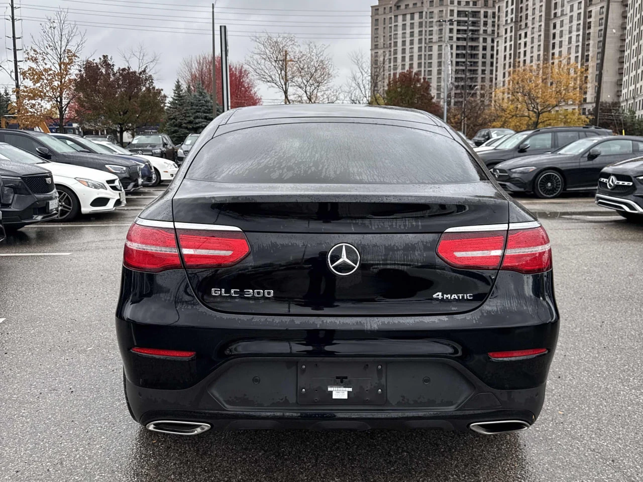 Mercedes-Benz GLC 300 * АВТО КРЕДИТ* ЦЕНА ДО БГ * СЕРВИЗНА ИСТОРИЯ *  - изображение 3