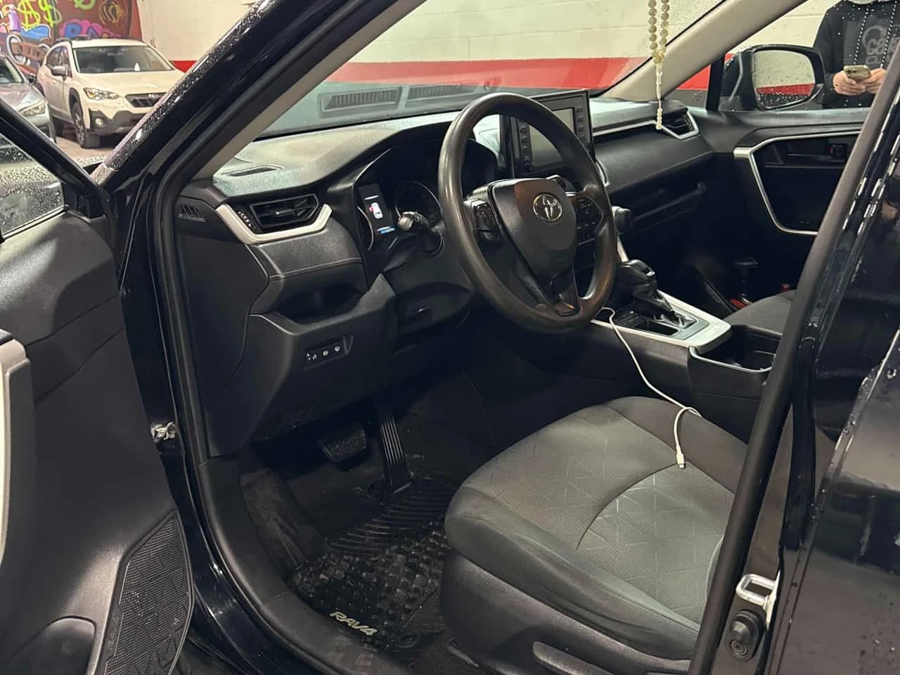 Toyota Rav4 * LE * 2 КЛЮЧА* ПОДГРЕВ* KEYLESS* , снимка 5 - Автомобили и джипове - 54426157