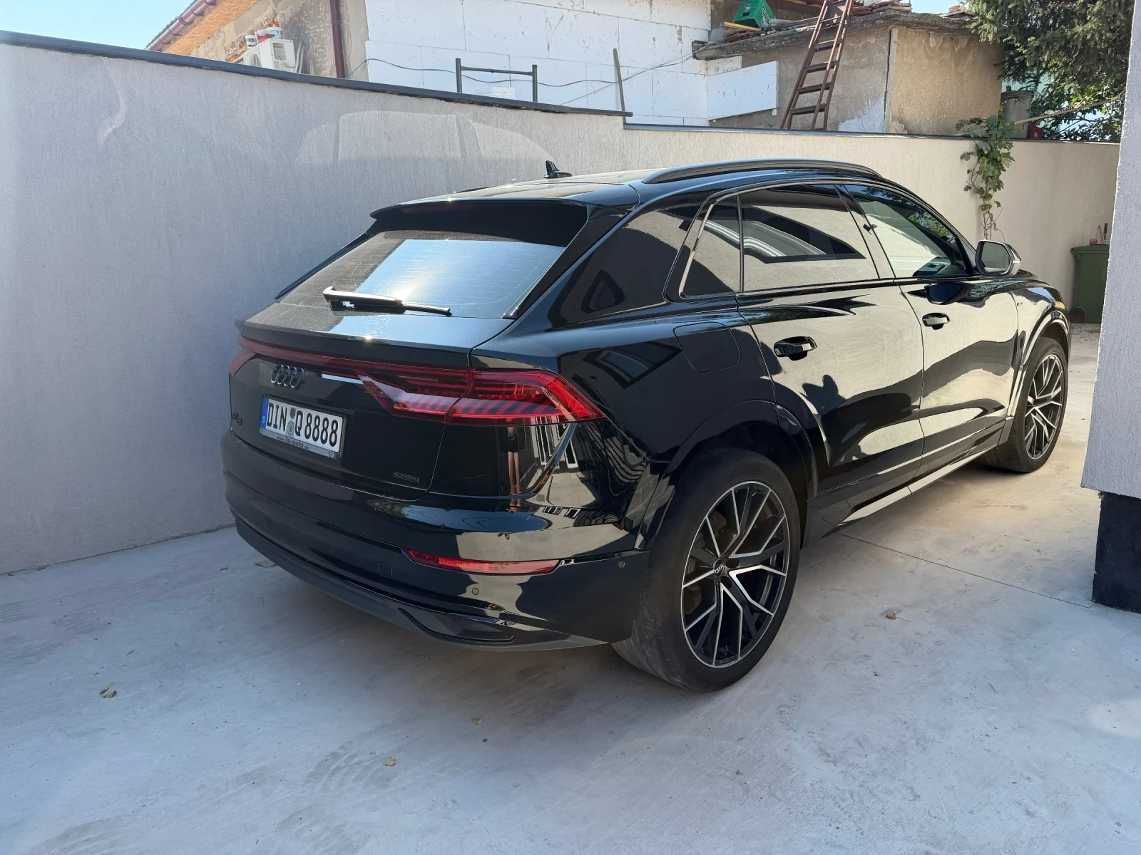 Audi Q8 3xS line Bang &Olufsen Matrix , снимка 3 - Автомобили и джипове - 55619615