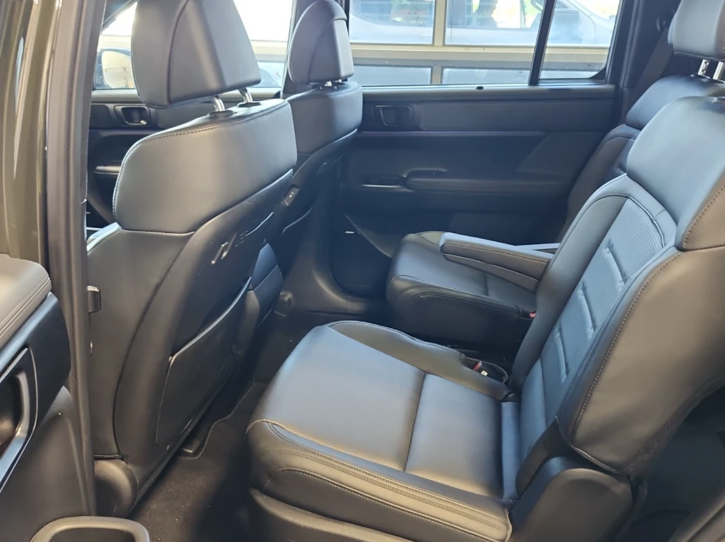 Hyundai Santa fe AWD* CALLIGRAPHY* Virtual* ОБДУХ* HUD* 360* 7-мест, снимка 11 - Автомобили и джипове - 56074582