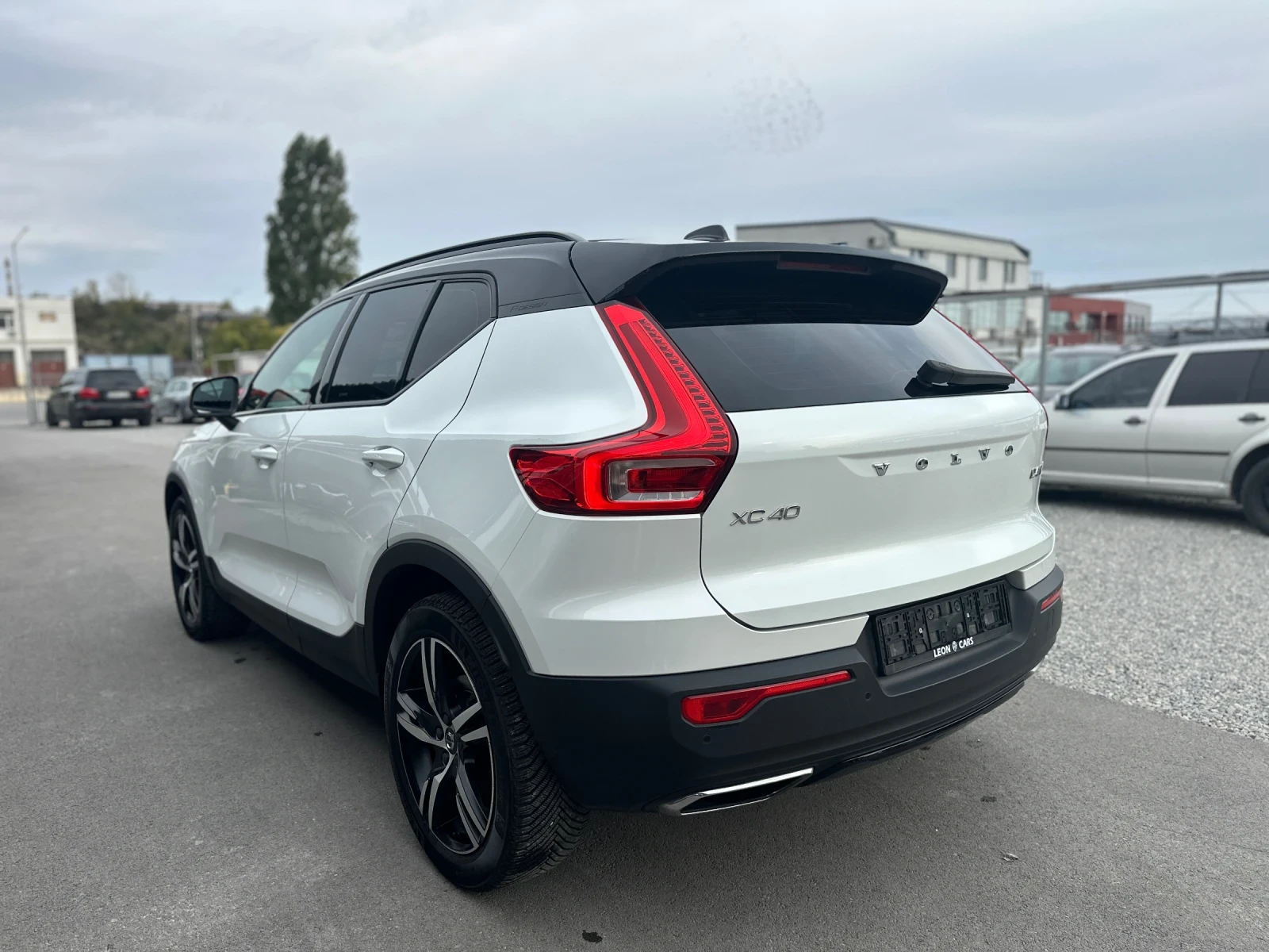 Volvo XC40 2.0TDI 190�.� R-DESIGN/AWD/�����/����� ������/FULL | Mobile.bg � ����������� 4