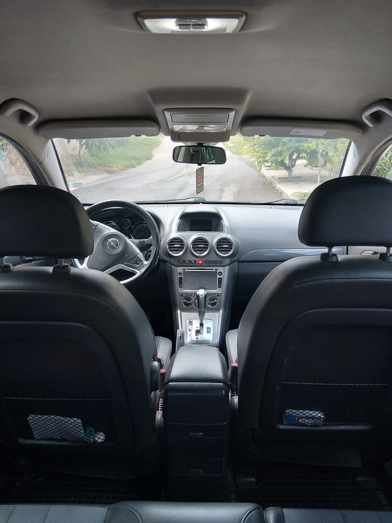 Opel Antara, снимка 9 - Автомобили и джипове - 56526350