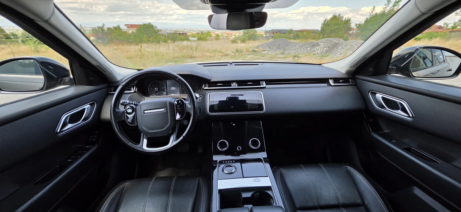 Land Rover Range Rover Velar, снимка 10 - Автомобили и джипове - 56624831