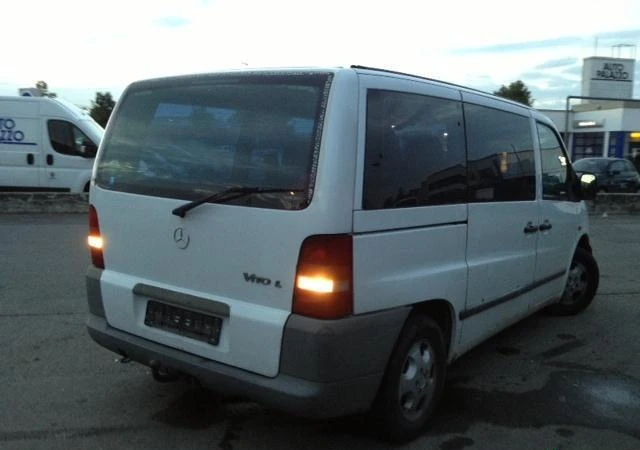 Mercedes-Benz Vito 112 CDI, снимка 3 - Бусове и автобуси - 54354867