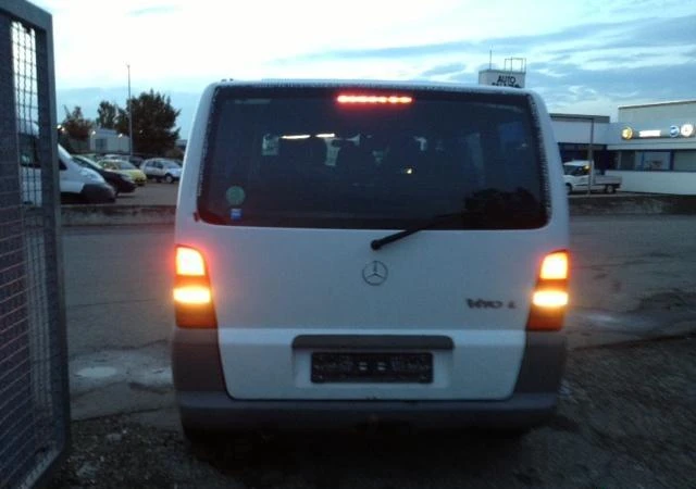 Mercedes-Benz Vito 112 CDI, снимка 4 - Бусове и автобуси - 54354867
