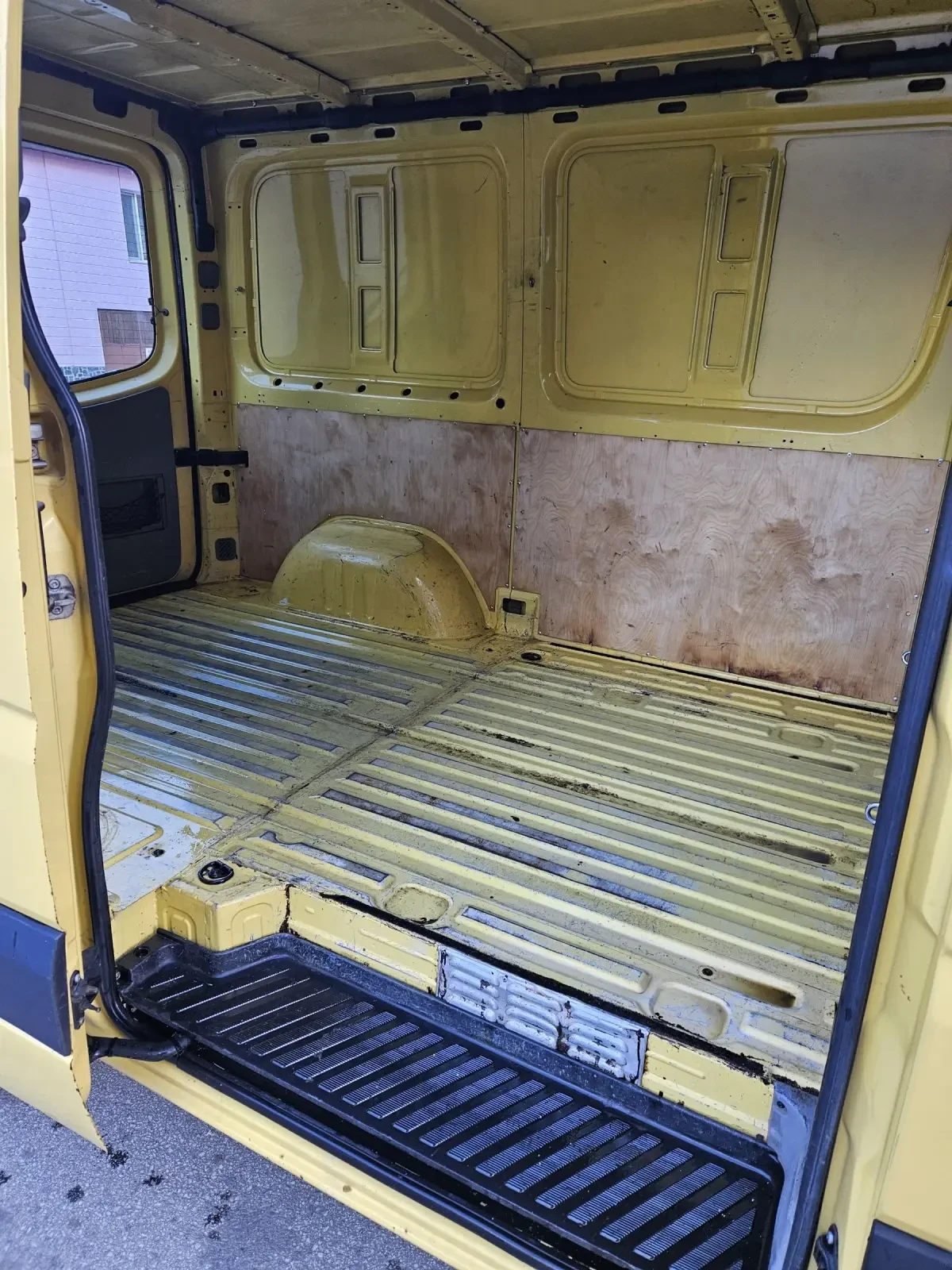 Mercedes-Benz Sprinter 313 Стария мотор (безпроблемен) - изображение 4