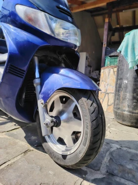 Suzuki Burgman, снимка 5