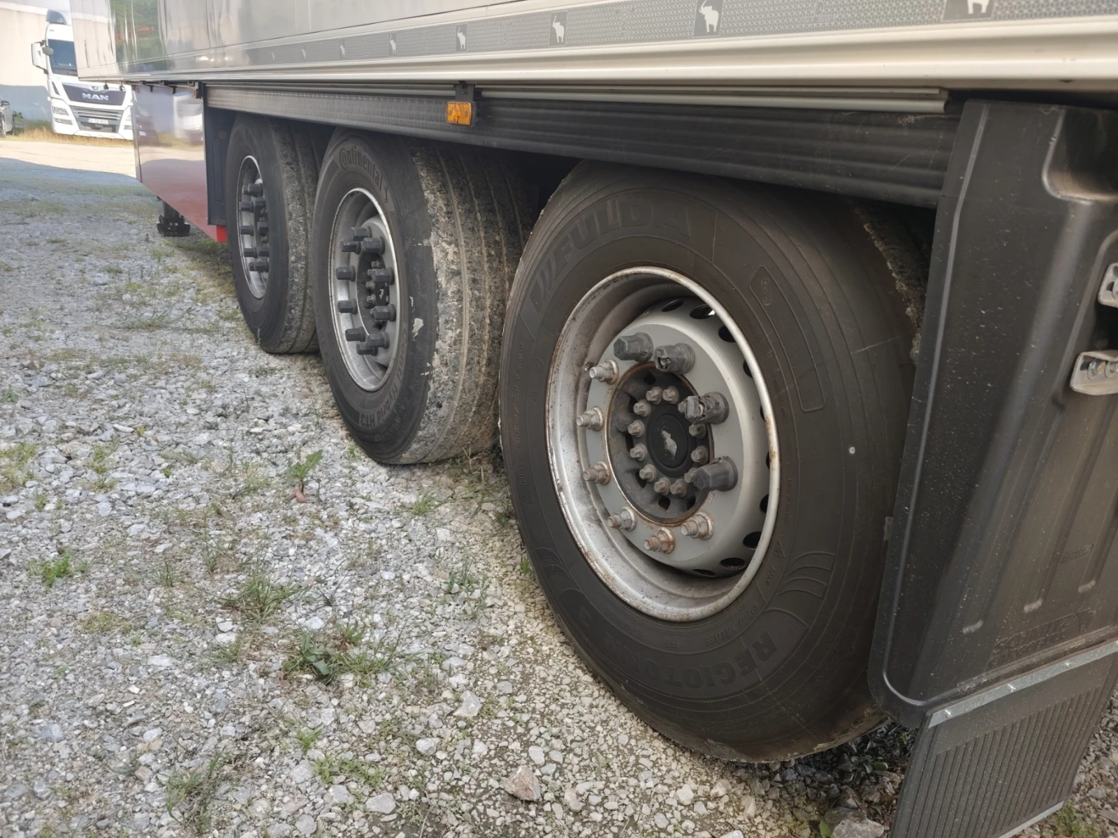 Полуремарке Schmitz SCB* S3B, снимка 5 - Ремаркета - 54694998