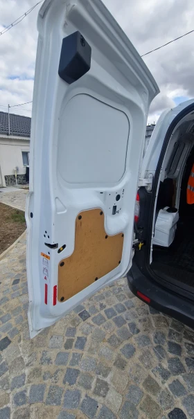 Ford Courier, снимка 11