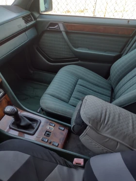 Обява за продажба на Mercedes-Benz 124 200TE ~3 000 лв. - изображение 10
