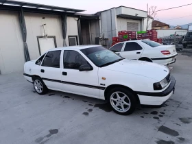 Opel Vectra 1.6i - 900 € / 1760.25 лв. - 17047752 3