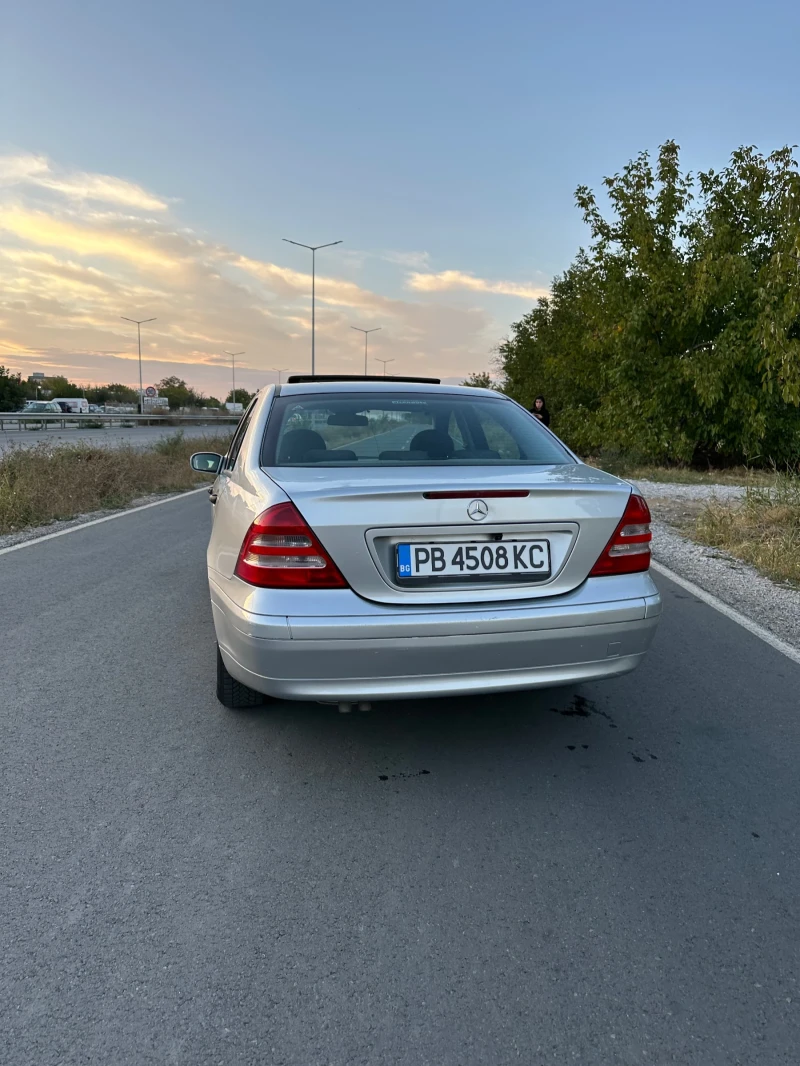 Mercedes-Benz C 180 1.8 ГАЗ-BRC, снимка 5 - Автомобили и джипове - 47461001