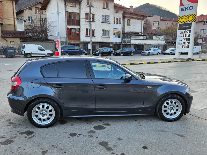 BMW 118 2.0D KLIMATRON/6skorosti, снимка 6 - Автомобили и джипове - 49020486