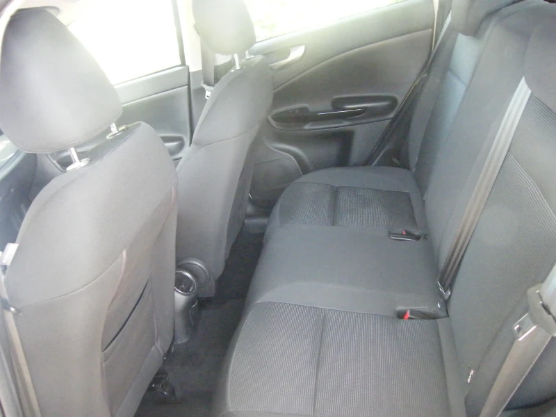 Alfa Romeo Giulietta 1.6JTD, снимка 11 - Автомобили и джипове - 51181755