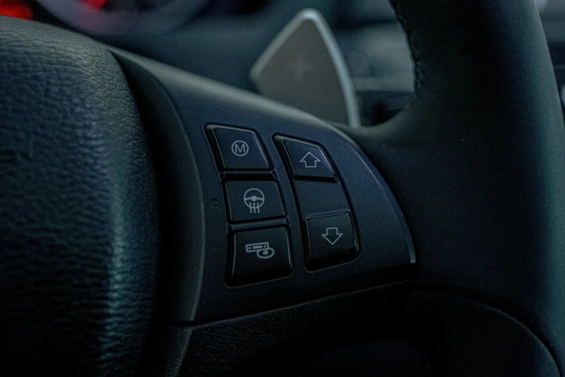 BMW X5M PDC/HuD/BiXenon/Soft Close/Камера/Adaptive Drive, снимка 9 - Автомобили и джипове - 52409289