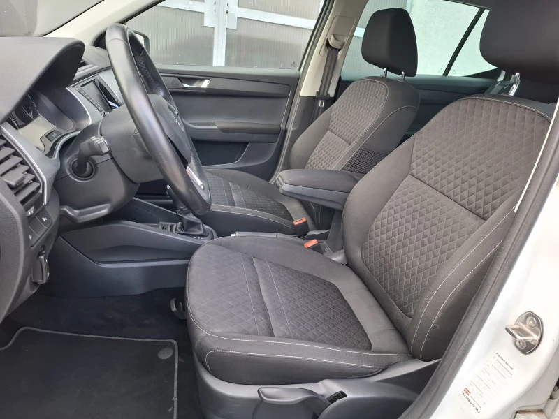 Skoda Fabia 1.2i - АВТОМАТИК - EURO6B, снимка 10 - Автомобили и джипове - 52644178