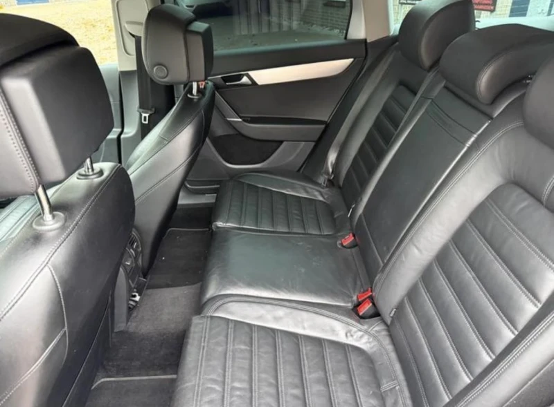 VW Passat 1.6tdi, снимка 10 - Автомобили и джипове - 53100952