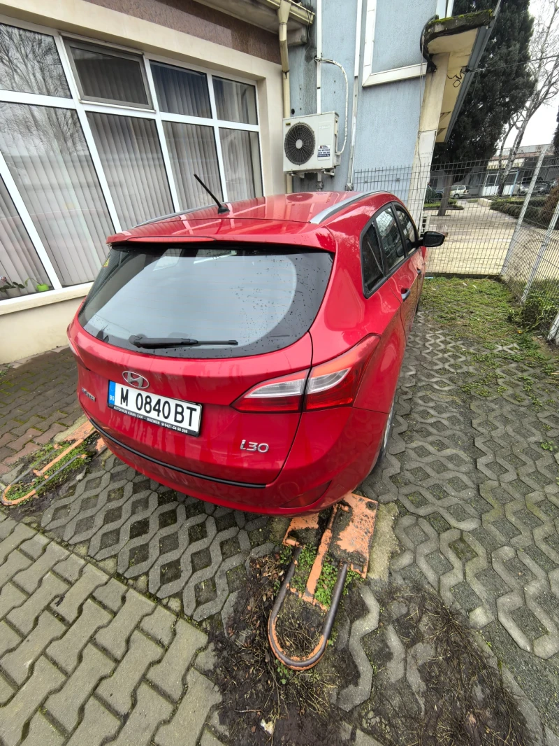 Hyundai I30 Бензин газ, снимка 3 - Автомобили и джипове - 53200471