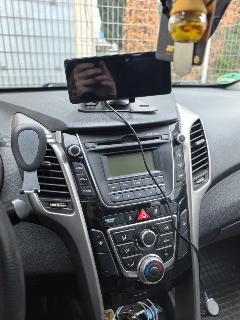 Hyundai I30 Бензин газ, снимка 5 - Автомобили и джипове - 53200471