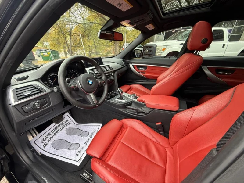 BMW 330 I * M-Package* * HeadUp* AвтоКредит* (ЦЕНА ДО БГ), снимка 10 - Автомобили и джипове - 53500773