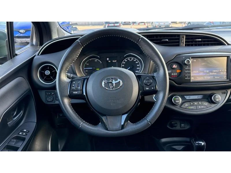 Toyota Yaris, снимка 9 - Автомобили и джипове - 48026444