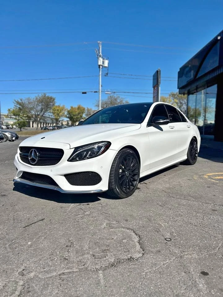 Mercedes-Benz C 300 * 360 * CARFAX * ЦЕНА ДО БЪЛГАРИЯ