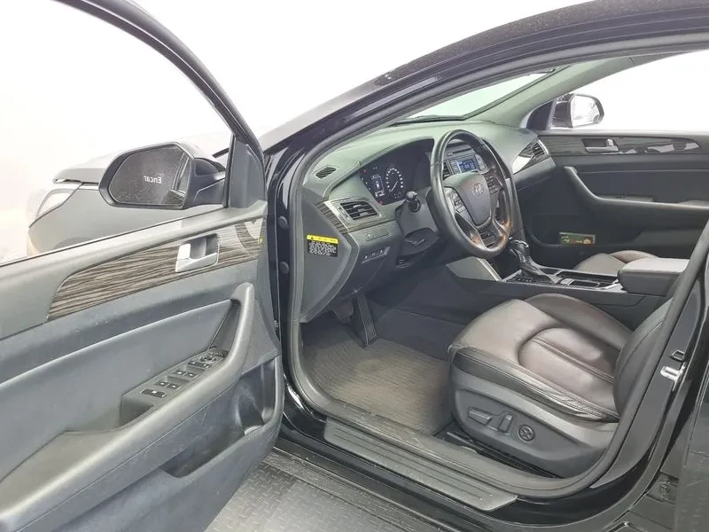 Hyundai Sonata 2.0 Smart, снимка 11 - Автомобили и джипове - 53559793