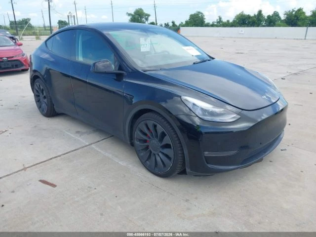 Tesla Model Y PERFORMANCE DUAL MOTOR ALL-WHEEL DRIVE