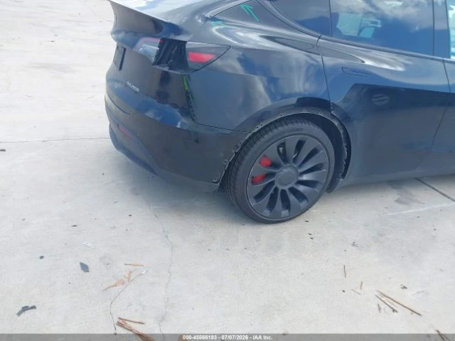 Tesla Model Y PERFORMANCE DUAL MOTOR ALL-WHEEL DRIVE, снимка 8 - Автомобили и джипове - 56366850