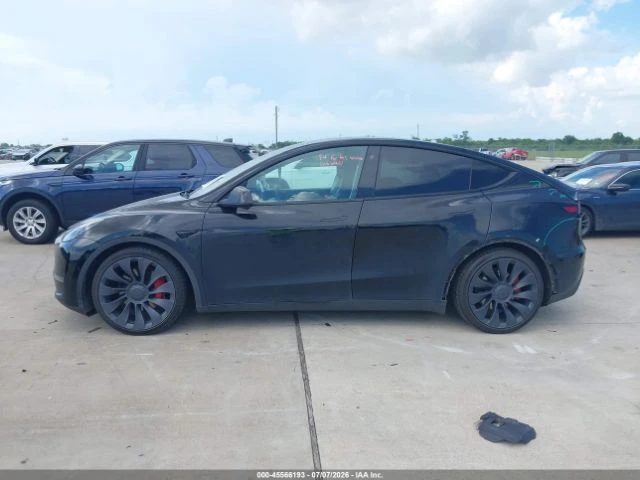 Tesla Model Y PERFORMANCE DUAL MOTOR ALL-WHEEL DRIVE, снимка 14 - Автомобили и джипове - 56366850