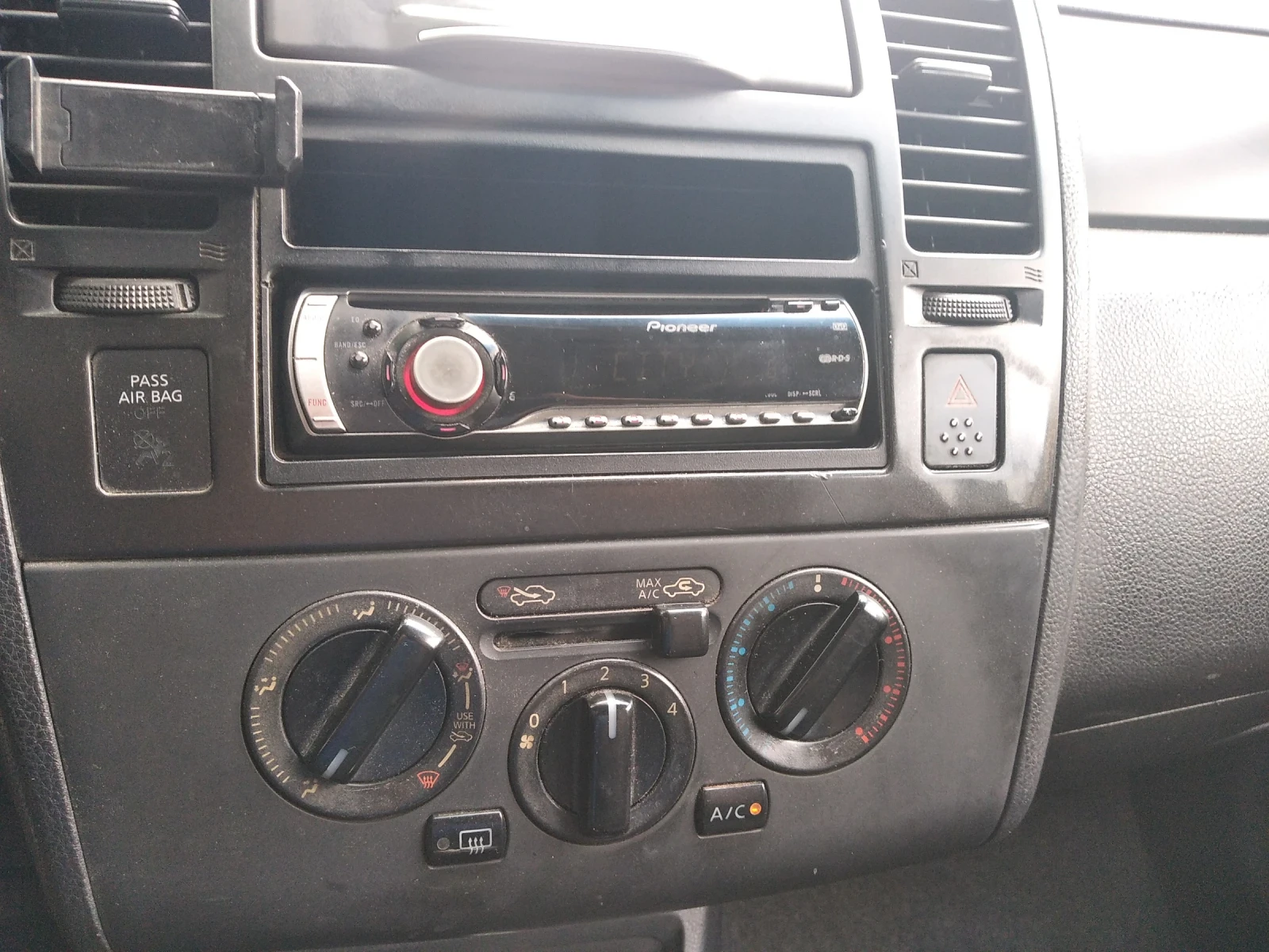 Nissan Tiida 1, 6 Бензин  - изображение 6