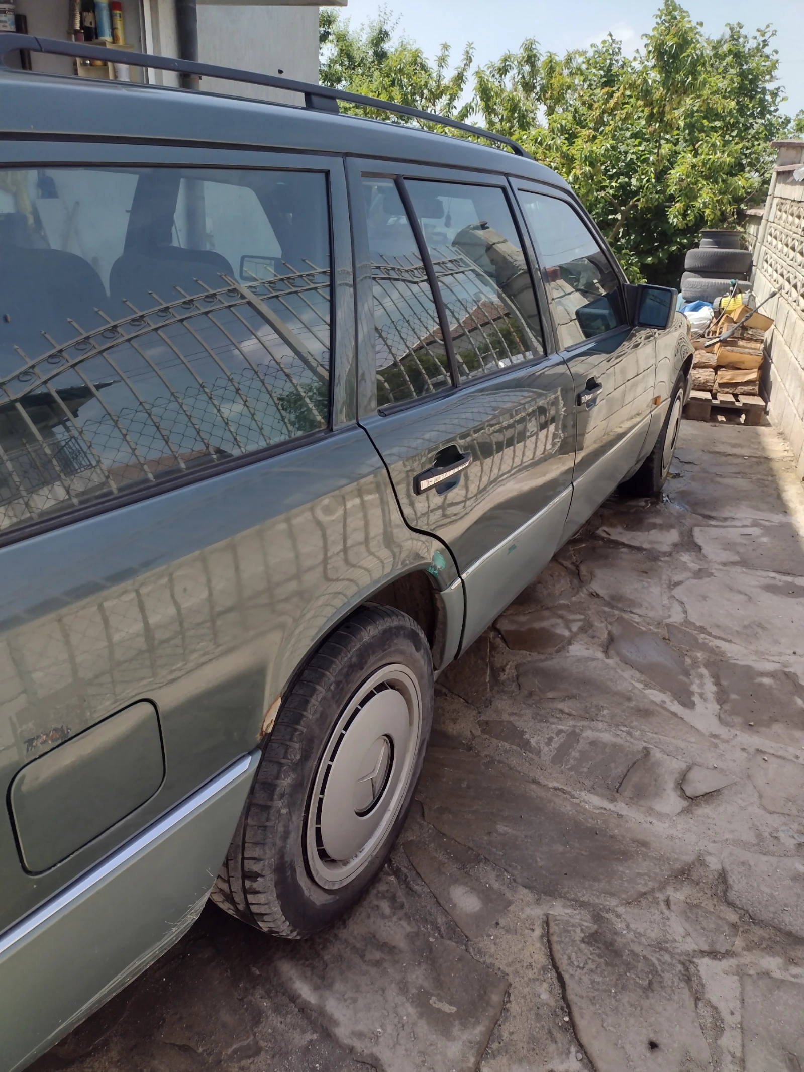 Mercedes-Benz 124 200TE - изображение 4
