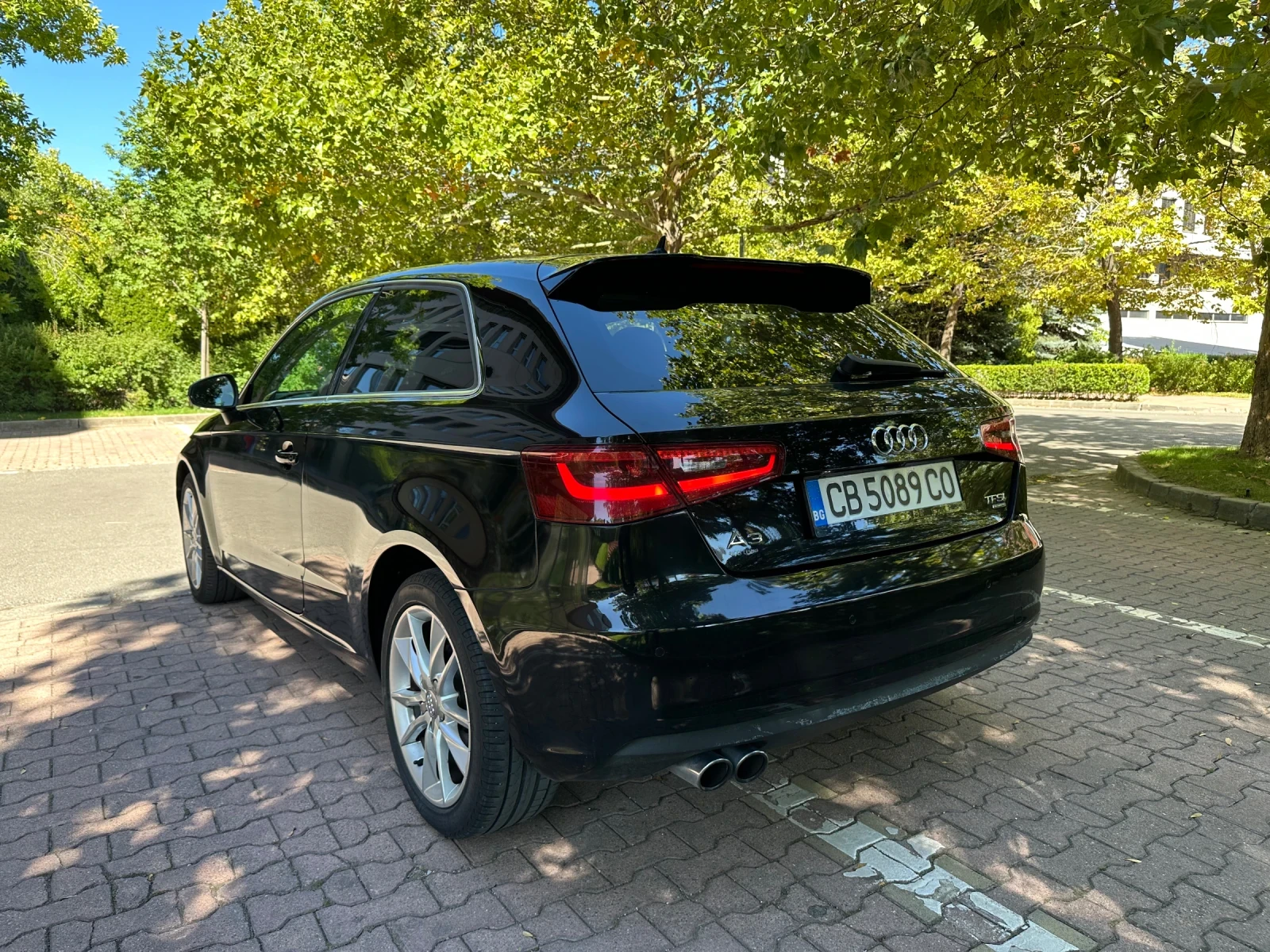 Audi A3 1.8t Quattro 4x4 Automat S Tronic Обслужена  - изображение 4