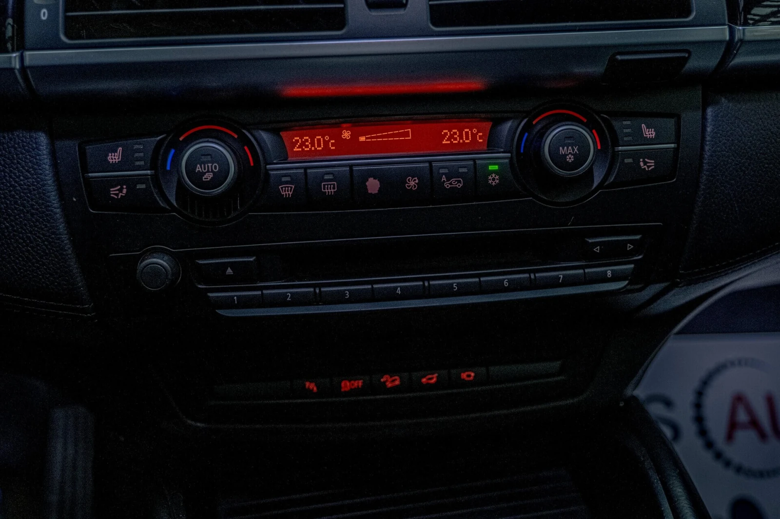 BMW X5M PDC/HuD/BiXenon/Soft Close/Камера/Adaptive Drive - изображение 8