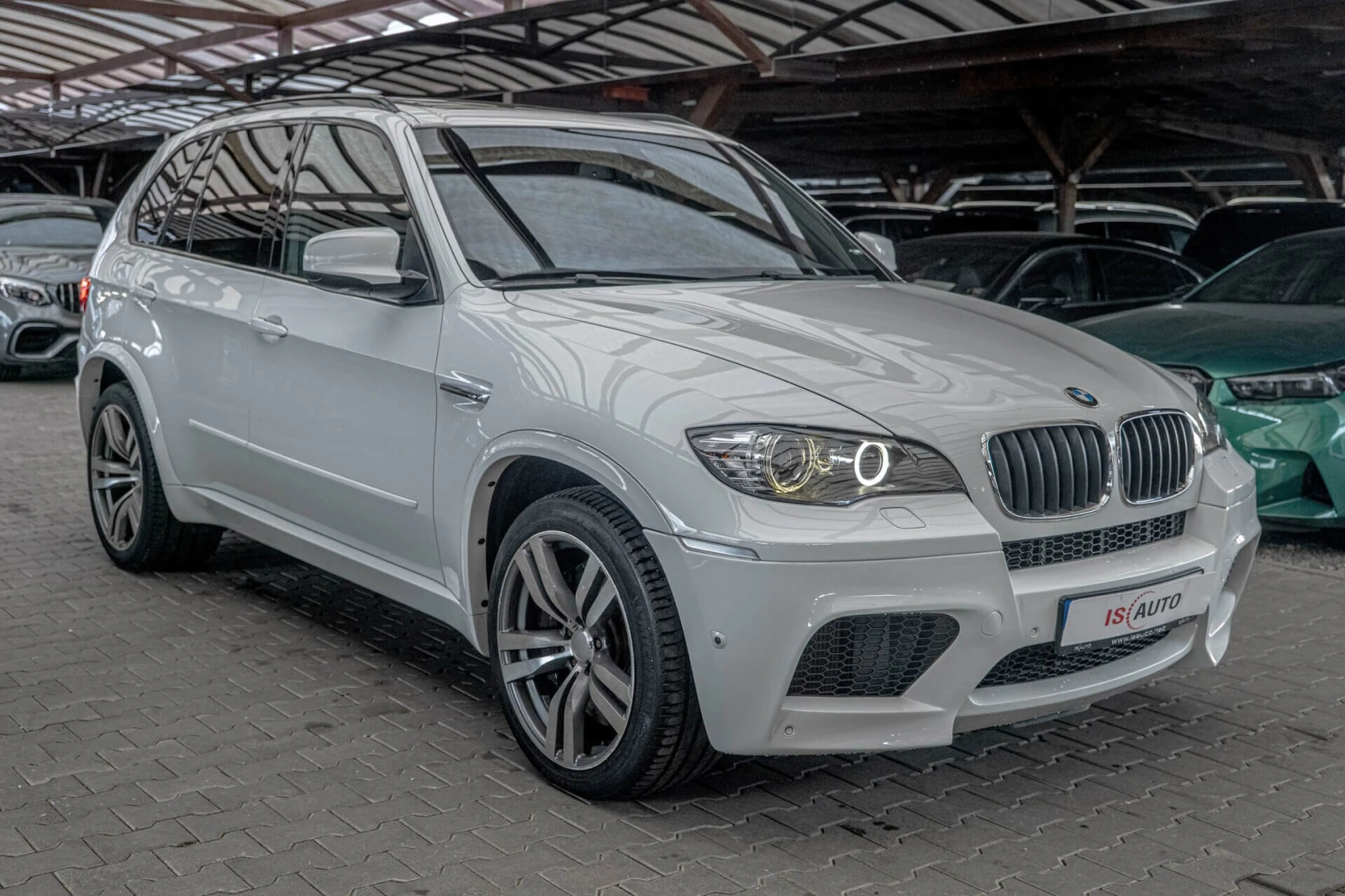 BMW X5M PDC/HuD/BiXenon/Soft Close/Камера/Adaptive Drive - изображение 2