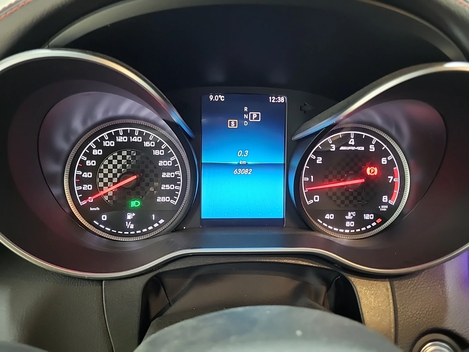 Mercedes-Benz C 43 AMG AWD| DISTRONIC| 360CAMERA| PANOROOF| BURMESTER | Mobile.bg � ����������� 11