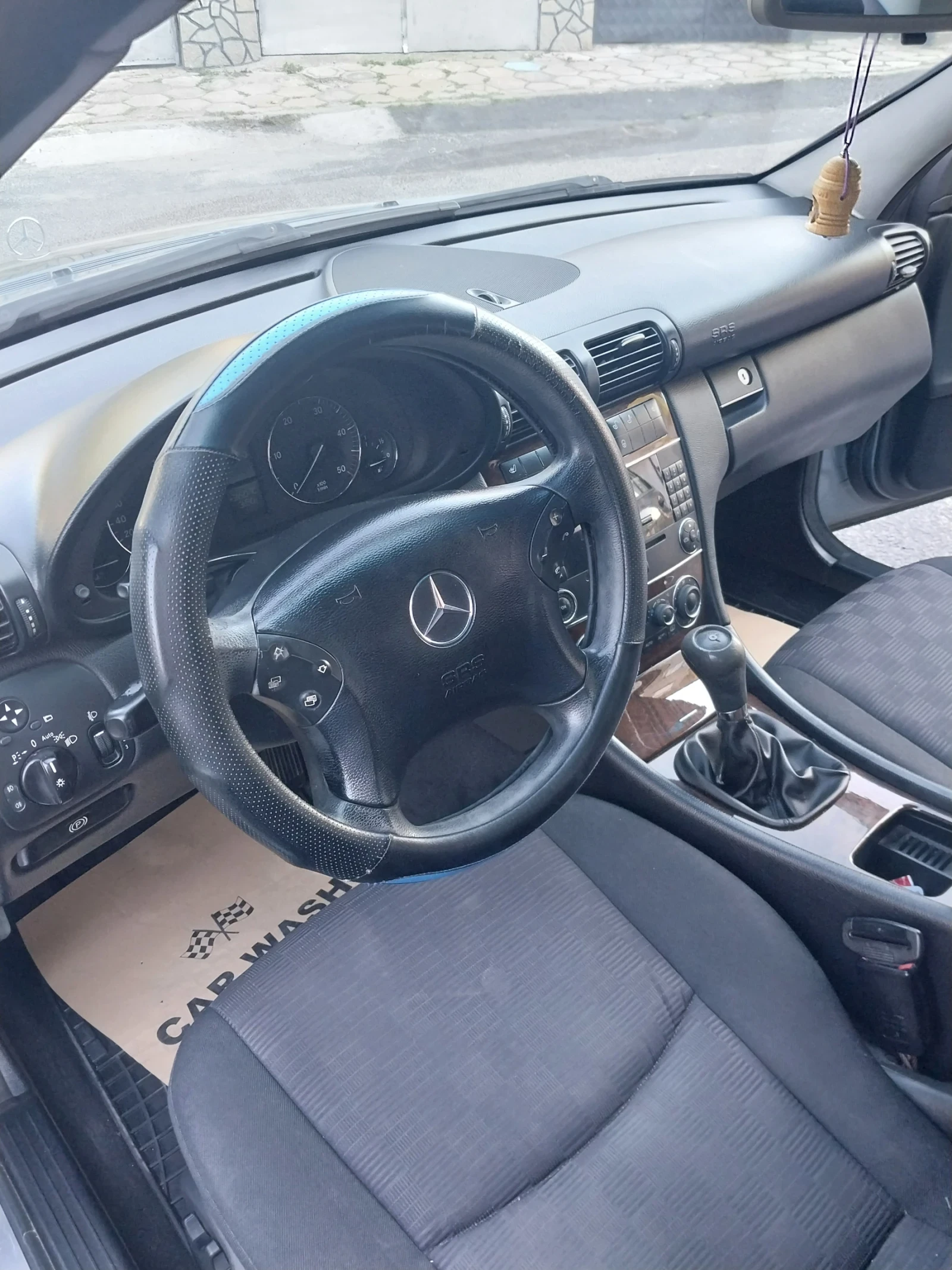 Mercedes-Benz C 200 Спешно., снимка 7 - Автомобили и джипове - 54040621