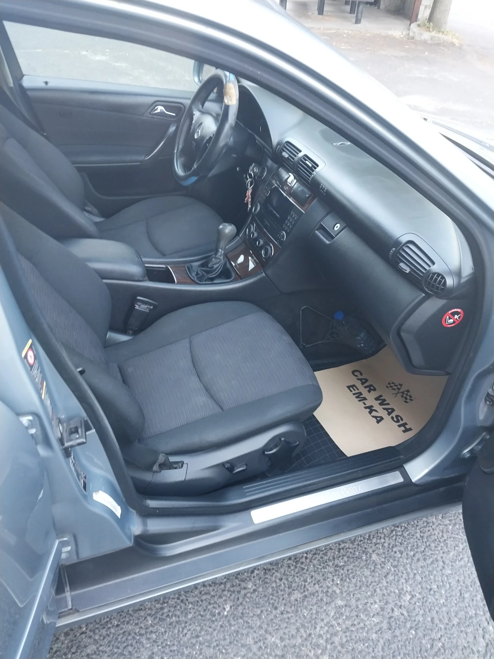 Mercedes-Benz C 200 Спешно., снимка 10 - Автомобили и джипове - 54040621