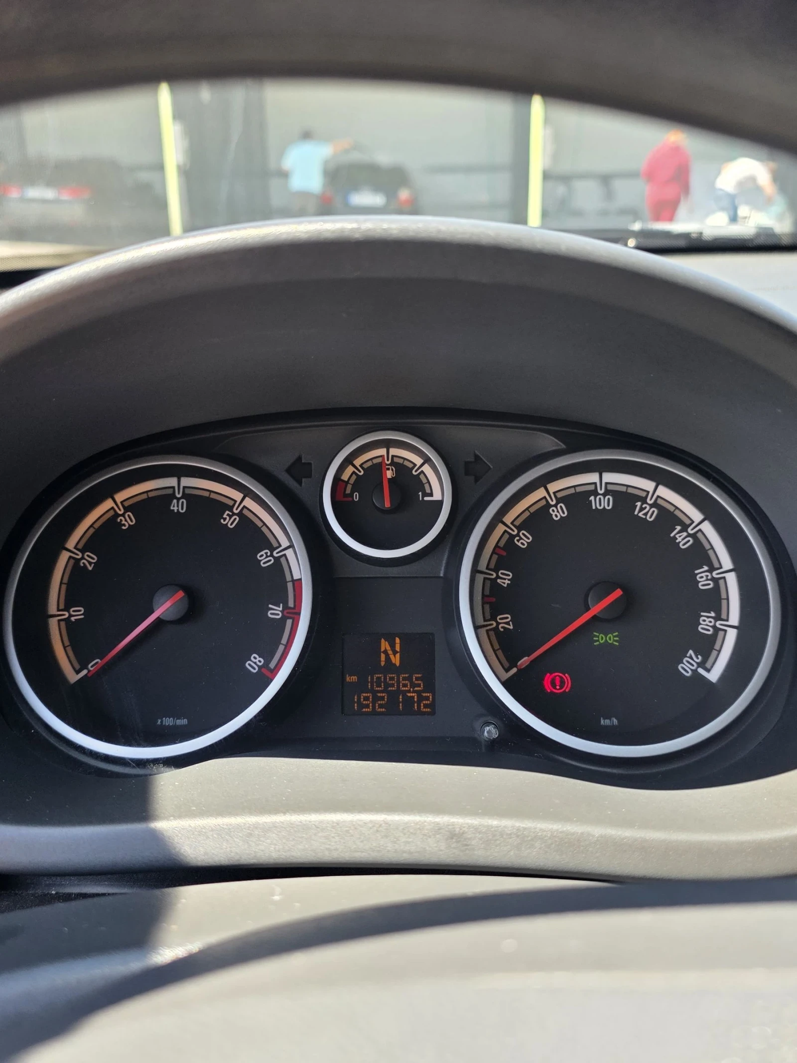 Opel Corsa !Автоматик! ! работещ климатик!, снимка 7 - Автомобили и джипове - 54419769